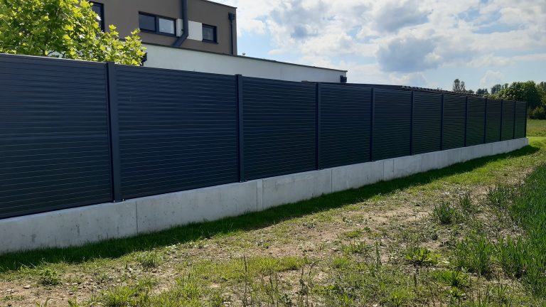 garten-hochweriger-sichtschutzzaun