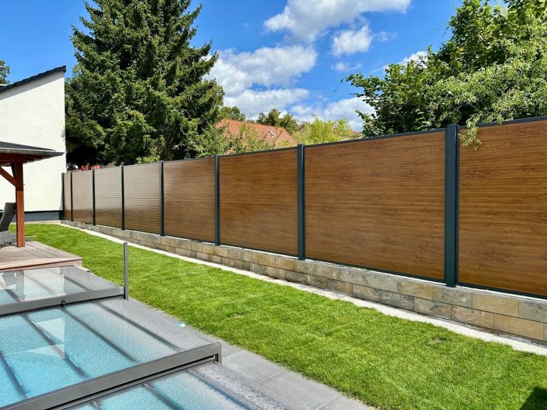 hochwertiger-sichtschutzzaun-wartungsfrei